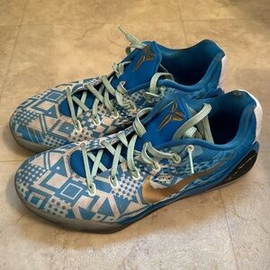 Kobe 9 EM Low, Size: US 10 Men’s